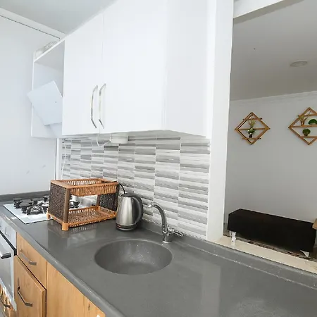 מלון דירות Hillside House סייד