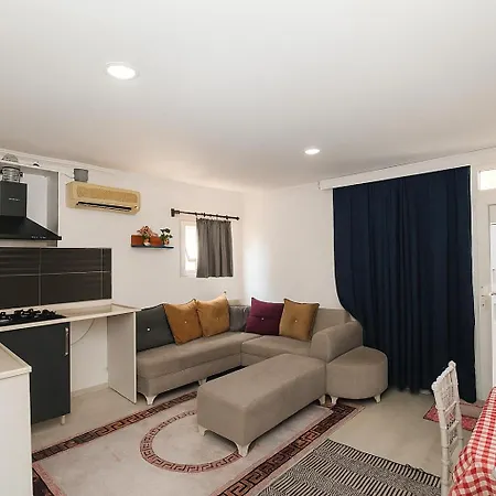 מלון דירות Hillside House סייד