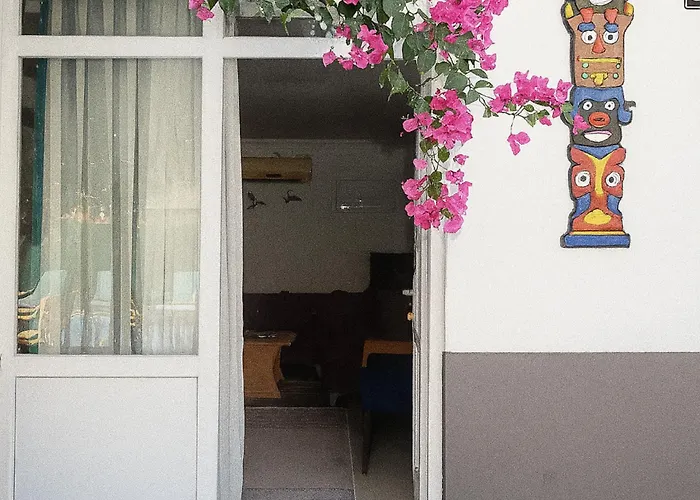 Hillside House Apartmanhotel Side