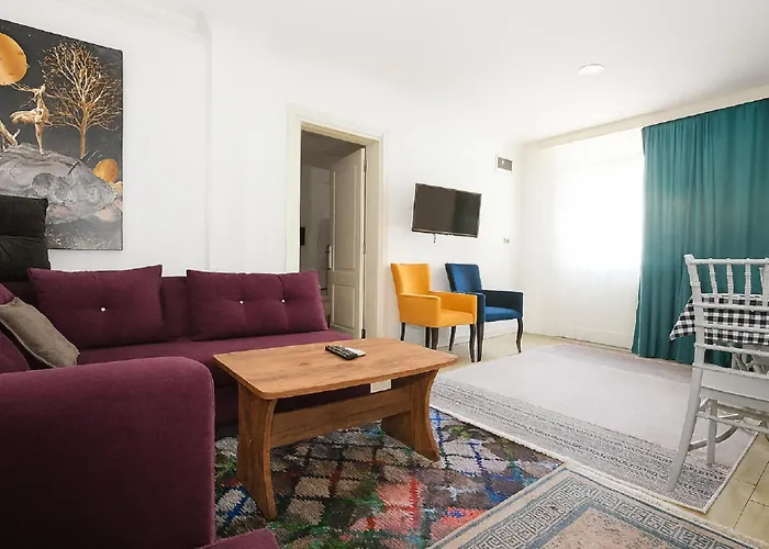 Lejlighedshotel Hillside House Side